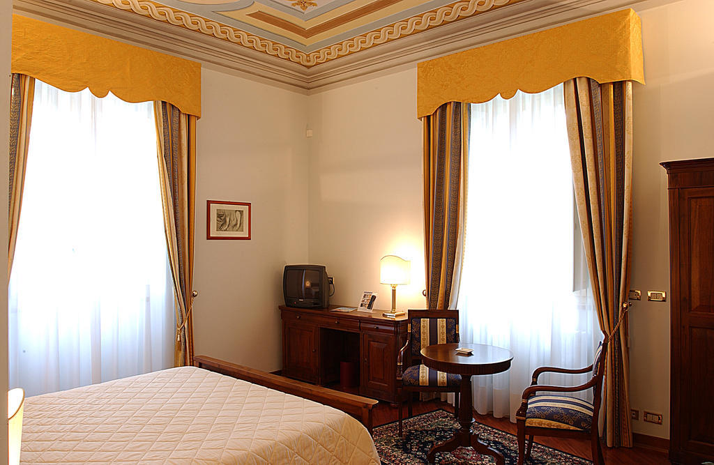 Hotel Villa Verdefiore Appignano (Macerata) Quarto foto